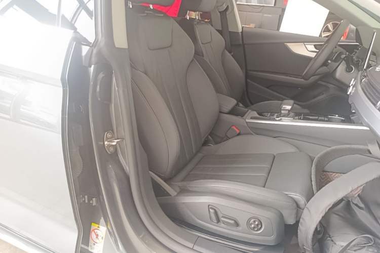 Used Audi A5 2023 Sportback 40 TFSI Fashionable and Dynamic Model Right Front Seat