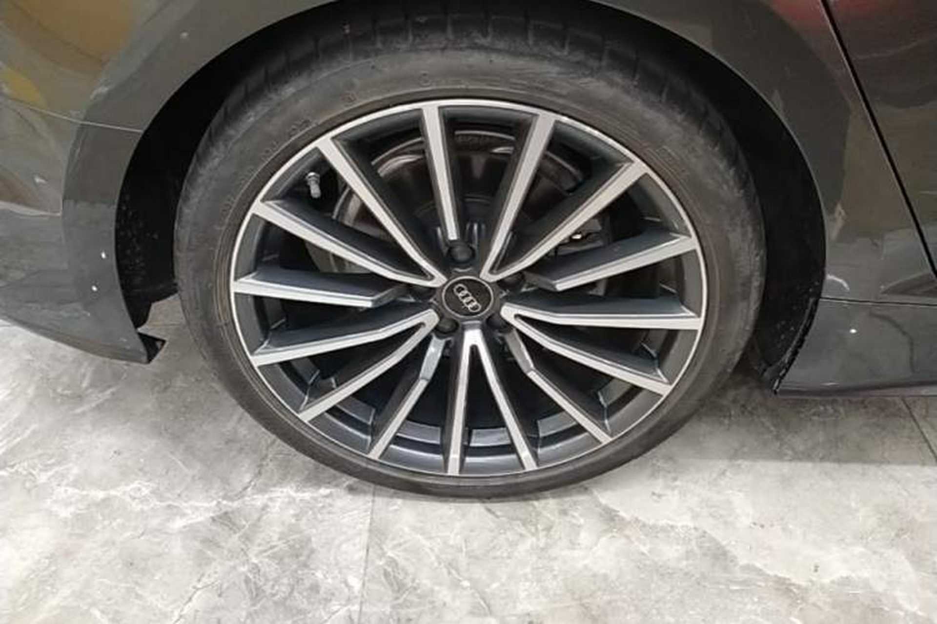 Used Audi A5 2023 Sportback 40 TFSI quattro Luxury Dynamic Edition Right Rear Wheel Hub