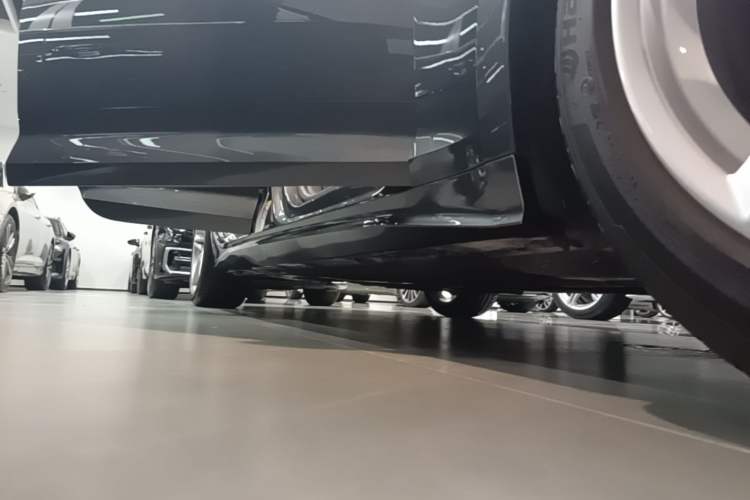 Used Audi A5 2023 Sportback 40 TFSI Fashionable and Dynamic Model Right Side Sill