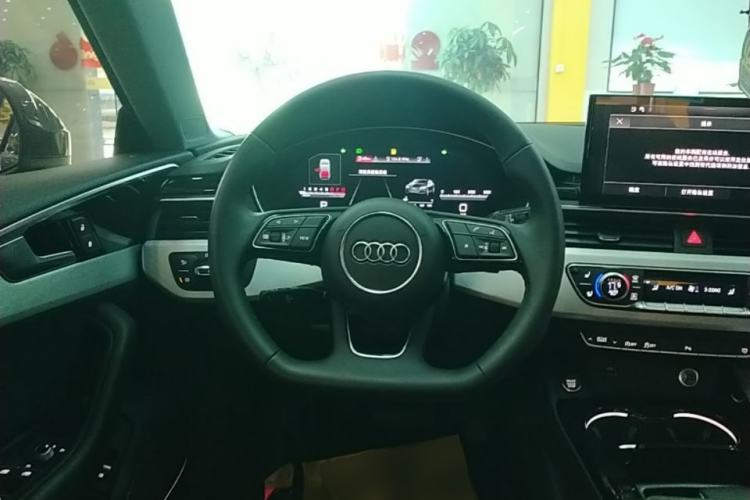 Used Audi A5 2023 Sportback 40 TFSI quattro Luxury Dynamic Edition Steering Wheel