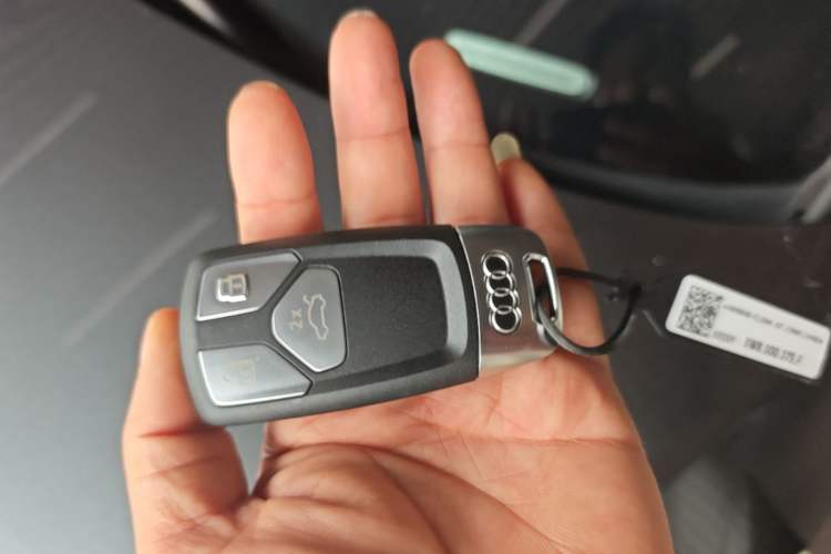 Used Audi A5 2023 Sportback 40 TFSI Fashionable and Dynamic Model Vehicle Key