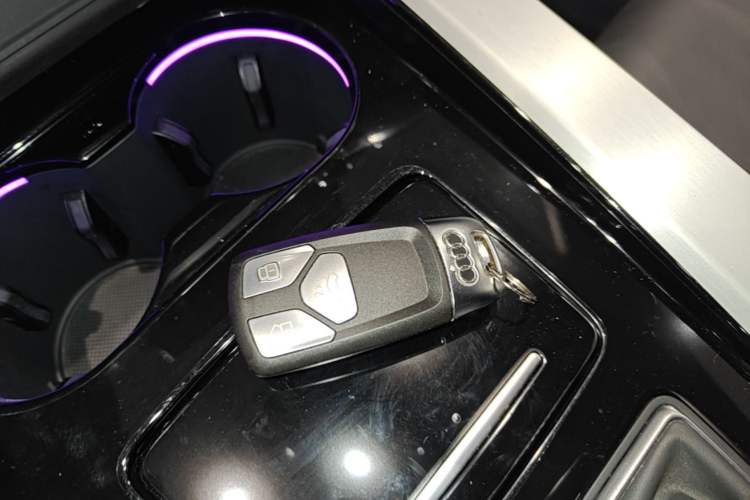Used Audi A5 2023 Sportback 40 TFSI quattro Luxury Dynamic Edition Vehicle Key