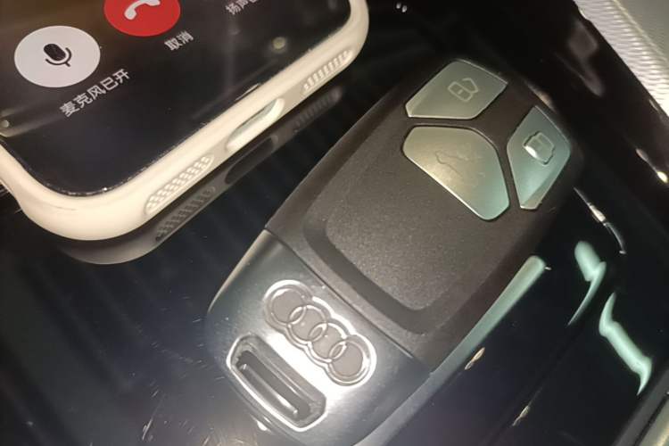 Used Audi A5 2023 Sportback 40 TFSI Fashionable and Dynamic Model Vehicle Key