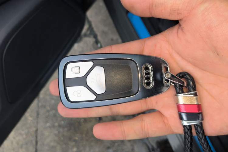 Used Audi A5 2023 Sportback 40 TFSI Fashionable and Dynamic Model Vehicle Key