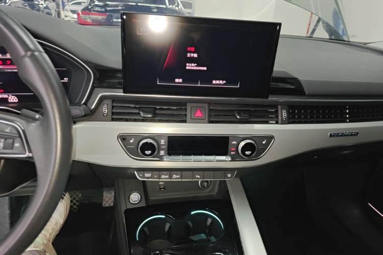 Used Audi A5 2023 Sportback 40 TFSI quattro Luxury Dynamic Edition Audio And AC Panel
