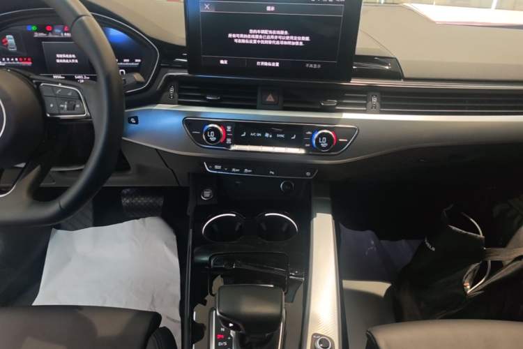 Used Audi A5 2023 Sportback 40 TFSI Fashionable and Dynamic Model Audio And AC Panel