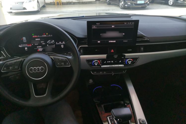 Used Audi A5 2023 Coupe 40 TFSI Fashionable and Dynamic Model Center Console