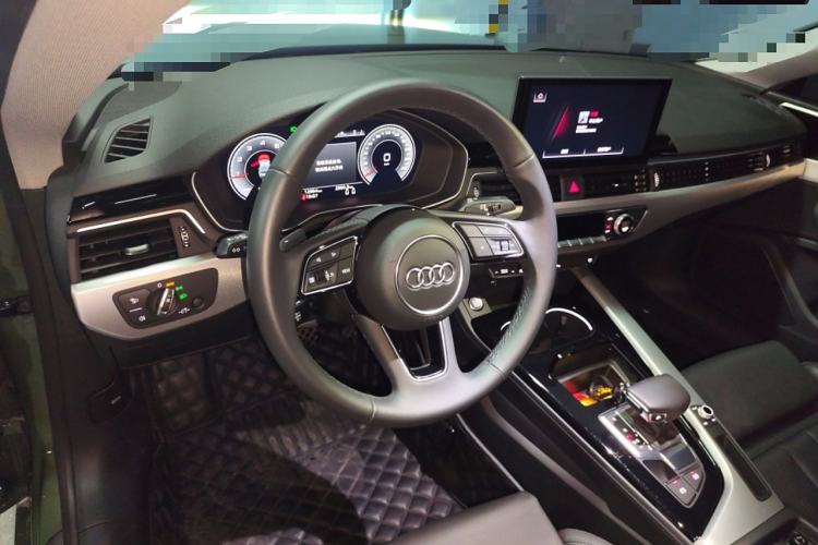 Used Audi A5 2023 Coupe 40 TFSI Fashionable and Dynamic Model Center Console