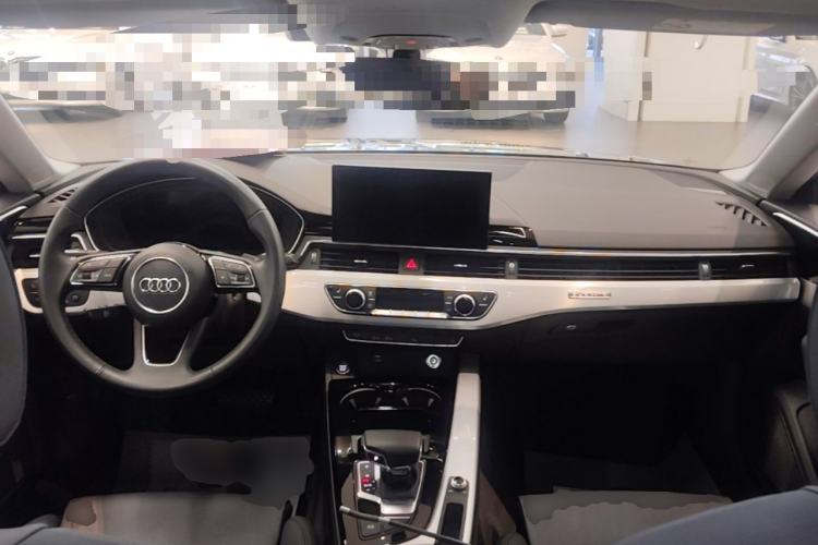 Used Audi A5 2023 Sportback 40 TFSI quattro Luxury Dynamic Edition Center Console