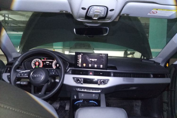 Used Audi A5 2023 Sportback 40 TFSI quattro Luxury Dynamic Edition Center Console
