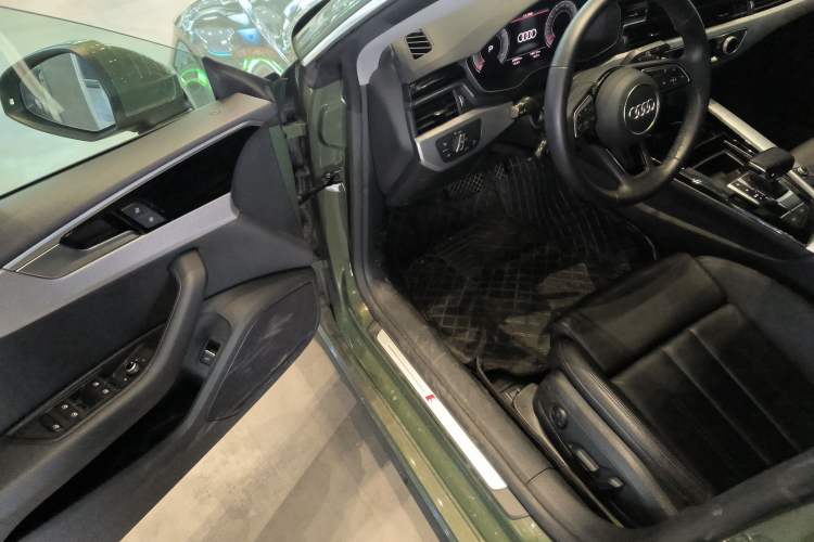 Used Audi A5 2023 Sportback 40 TFSI Fashionable and Dynamic Model Driver Seat