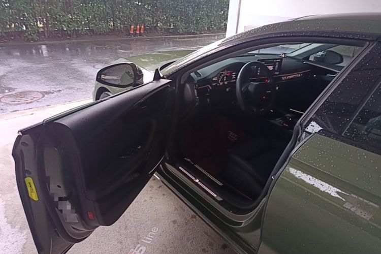 Used Audi A5 2023 Sportback 40 TFSI quattro Luxury Dynamic Edition Driver Seat