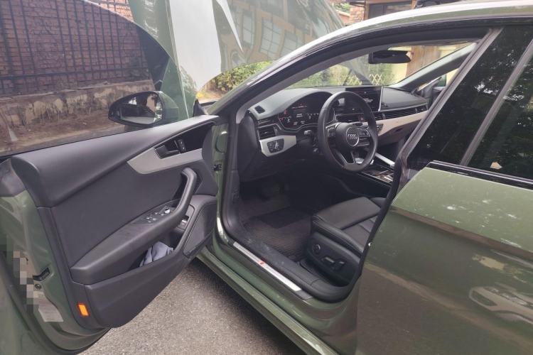 Used Audi A5 2023 Sportback 40 TFSI quattro Luxury Dynamic Edition Driver Seat