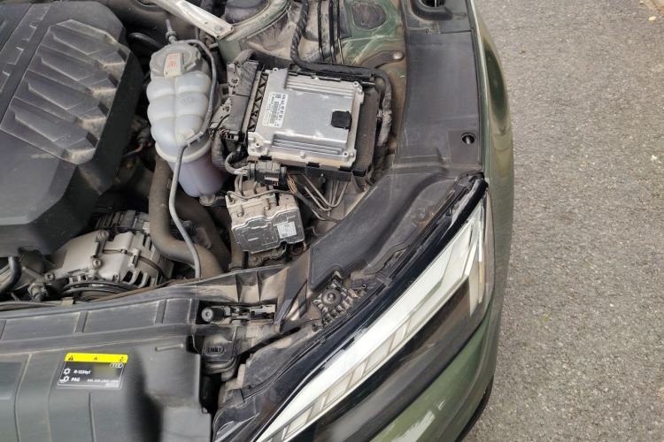 Used Audi A5 2023 Sportback 40 TFSI quattro Luxury Dynamic Edition Engine Bay Left