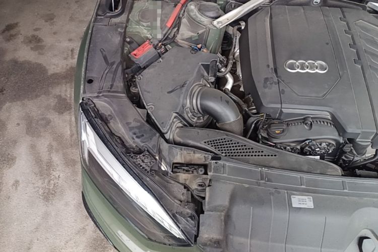 Used Audi A5 2023 Sportback 40 TFSI quattro Luxury Dynamic Edition Engine Bay Right