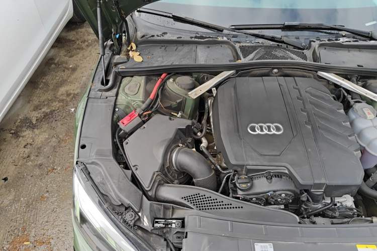 Used Audi A5 2023 Sportback 40 TFSI quattro Luxury Dynamic Edition Engine Bay Right