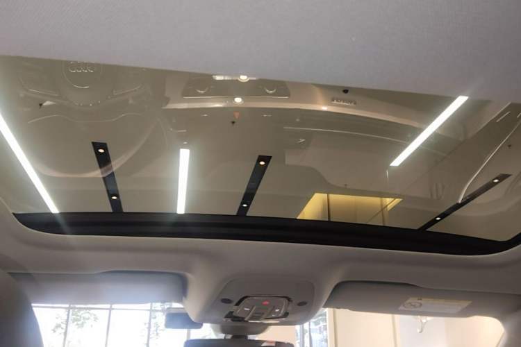 Used Audi A5 2023 Sportback 40 TFSI quattro Luxury Dynamic Edition Headliner