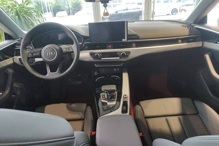 Used Audi A5 2023 Sportback 40 TFSI Fashionable and Dynamic Model Interior 1