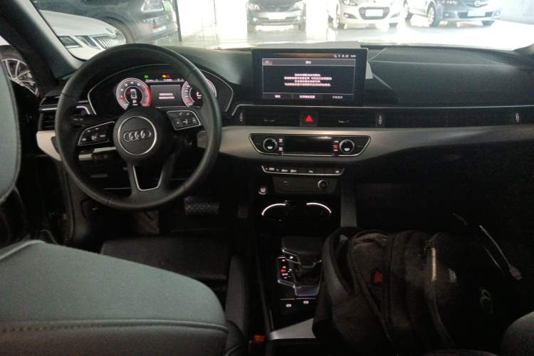 Used Audi A5 2023 Cabriolet 40 TFSI Fashion Dynamic Model Interior 2