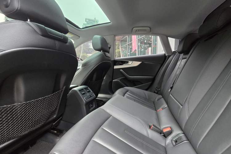 Used Audi A5 2023 Sportback 40 TFSI Fashionable and Dynamic Model Interior 3