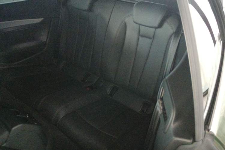Used Audi A5 2023 Cabriolet 40 TFSI Fashion Dynamic Model Interior 4