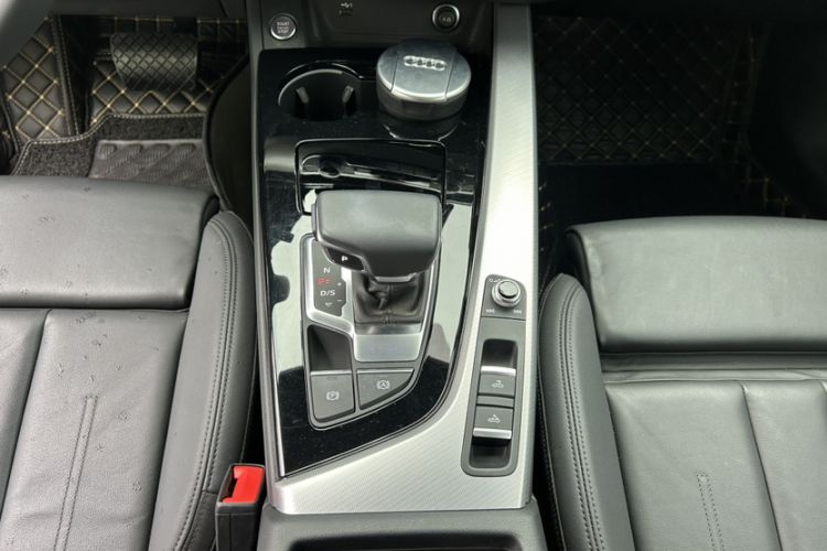 Used Audi A5 2023 Cabriolet 40 TFSI Fashion Dynamic Model Interior 5