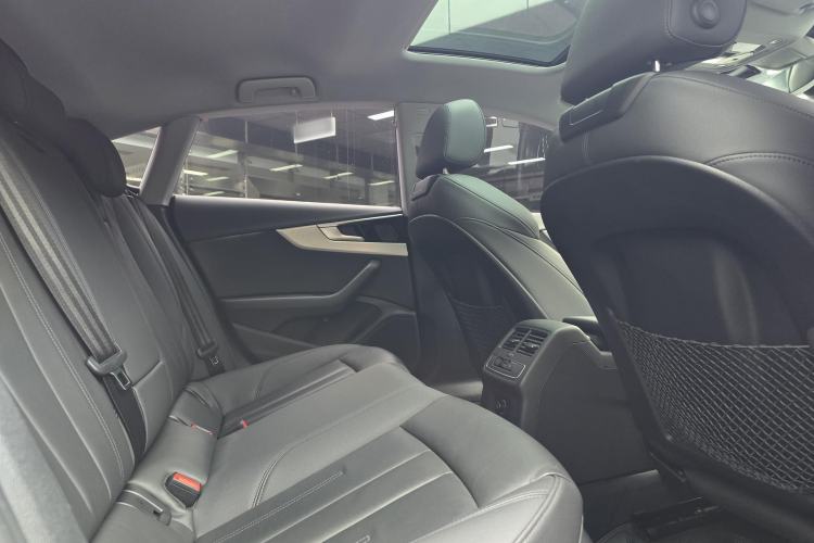 Used Audi A5 2023 Sportback 40 TFSI Fashionable and Dynamic Model Interior 9