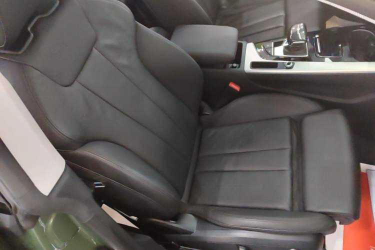 Used Audi A5 2023 Sportback 40 TFSI Fashionable and Dynamic Model Right Front Seat