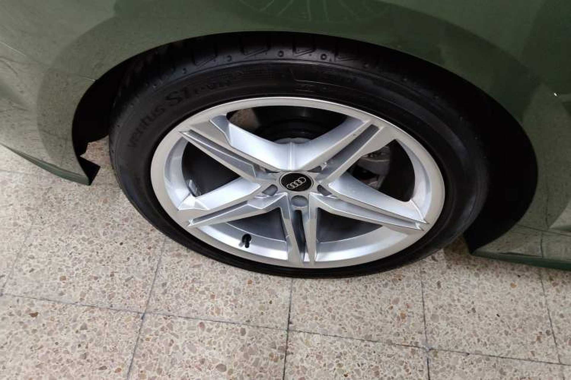 Used Audi A5 2023 Coupe 40 TFSI Fashionable and Dynamic Model Right Rear Wheel Hub