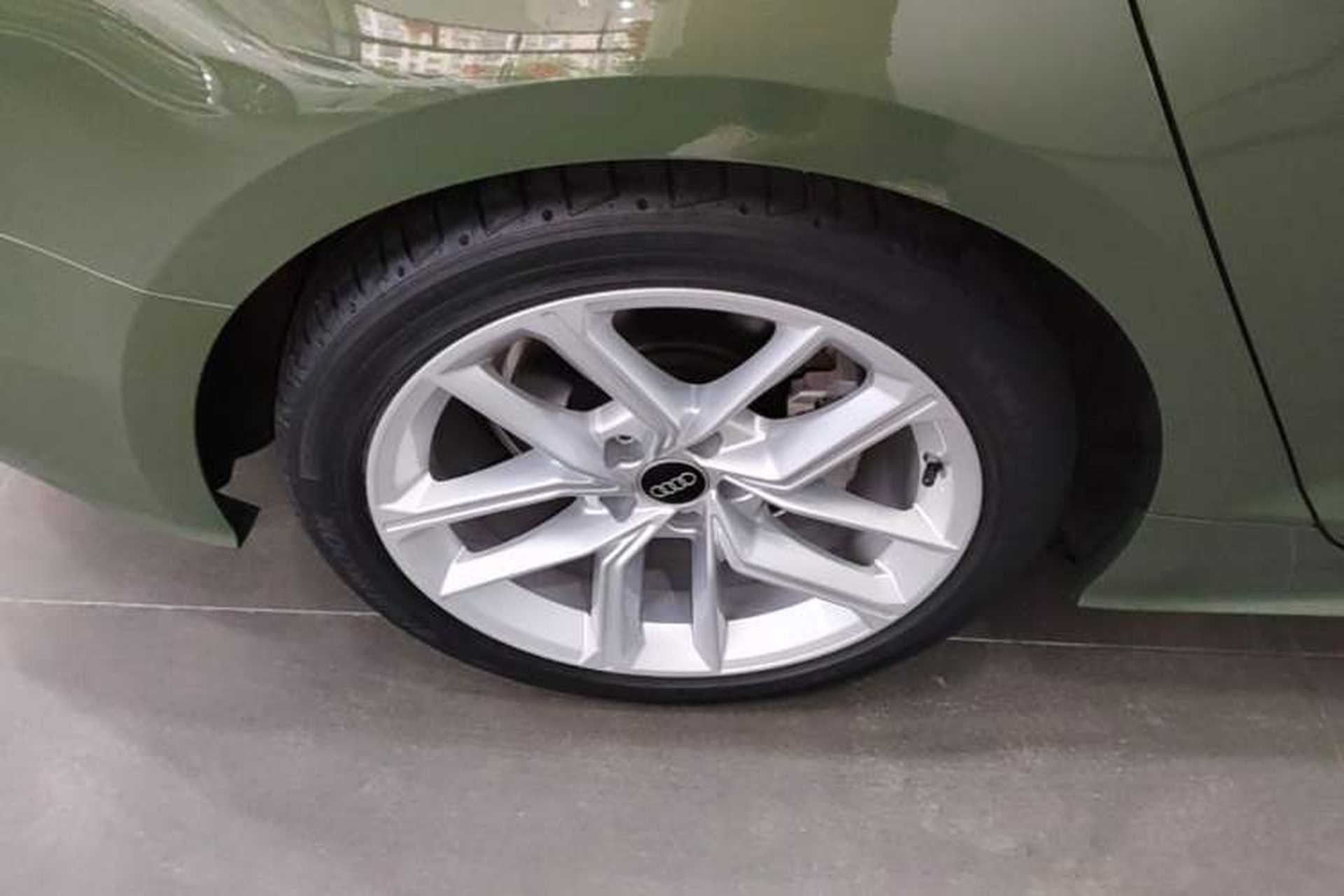 Used Audi A5 2023 Sportback 40 TFSI Fashionable and Dynamic Model Right Rear Wheel Hub