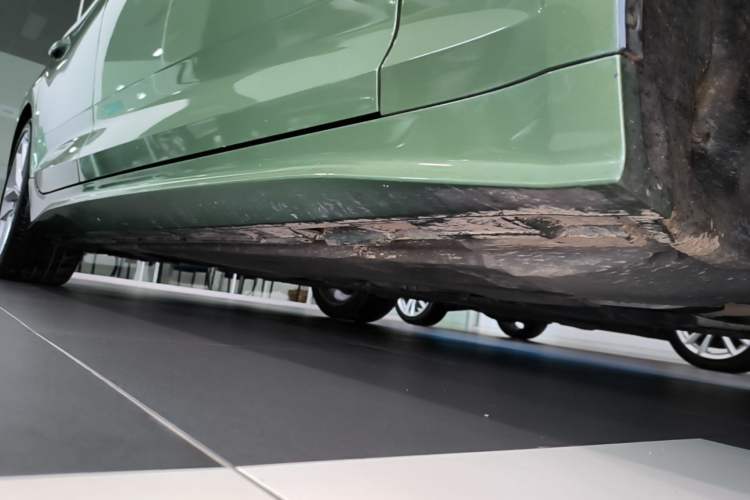 Used Audi A5 2023 Sportback 40 TFSI Fashionable and Dynamic Model Right Side Sill