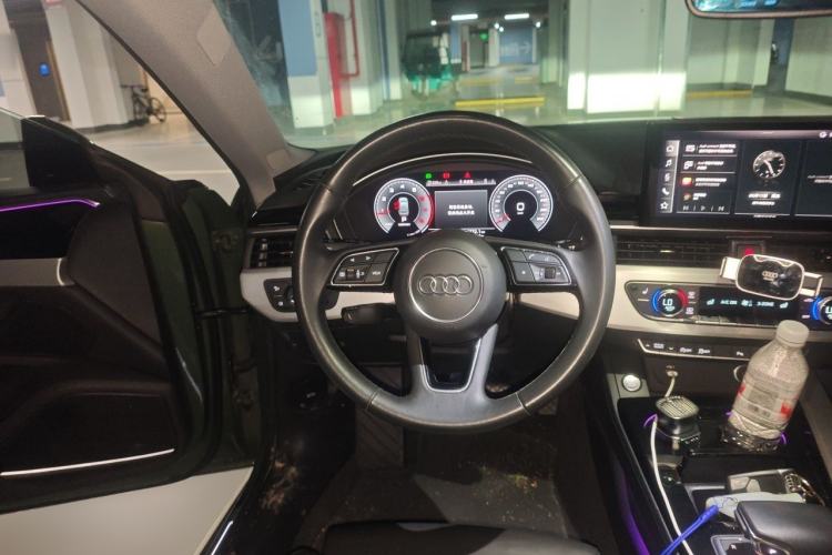 Used Audi A5 2023 Sportback 40 TFSI quattro Luxury Dynamic Edition Steering Wheel