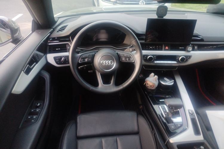 Used Audi A5 2023 Sportback 40 TFSI Fashionable and Dynamic Model Steering Wheel
