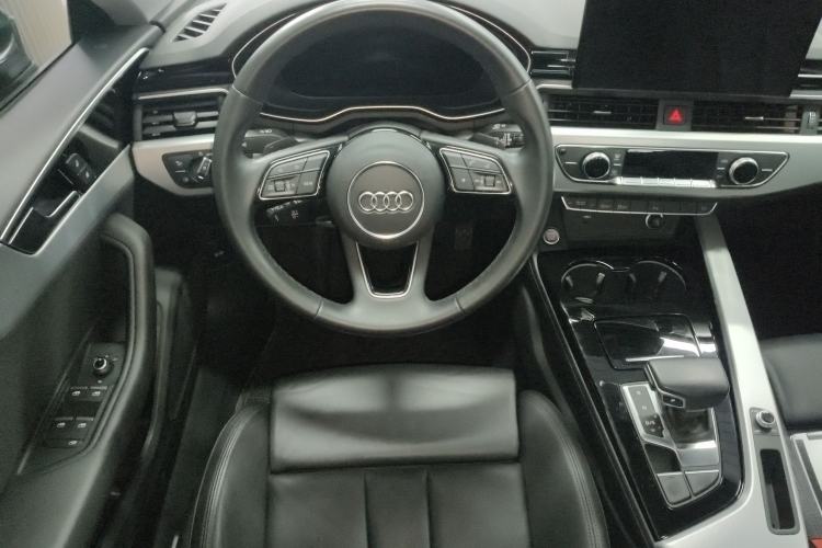 Used Audi A5 2023 Sportback 40 TFSI Fashionable and Dynamic Model Steering Wheel