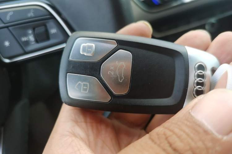 Used Audi A5 2023 Coupe 40 TFSI Fashionable and Dynamic Model Vehicle Key
