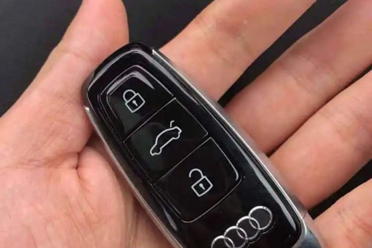 Used Audi A5 2023 Sportback 40 TFSI quattro Luxury Dynamic Edition Vehicle Key
