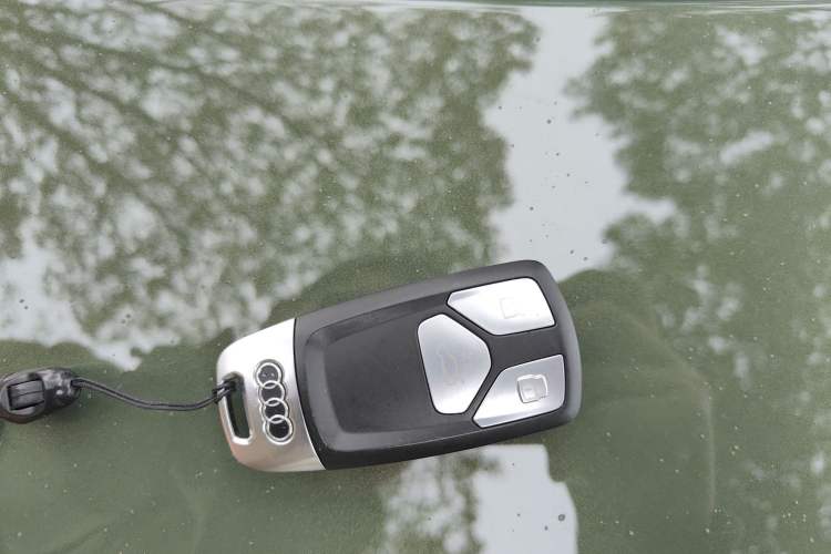 Used Audi A5 2023 Sportback 40 TFSI quattro Luxury Dynamic Edition Vehicle Key