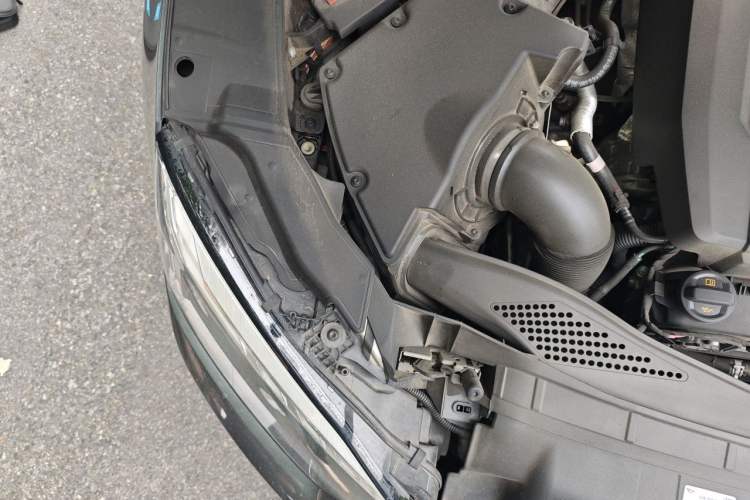 Used Audi A5 2023 Sportback 40 TFSI quattro Luxury Dynamic Edition Engine Bay Right