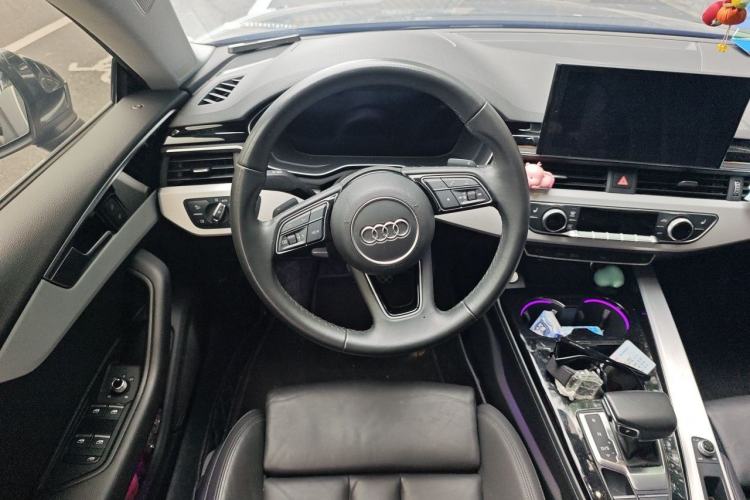 Used Audi A5 2023 Sportback 40 TFSI quattro Luxury Dynamic Edition Steering Wheel