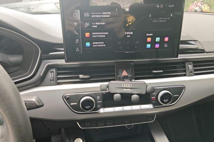 Used Audi A5 2023 Sportback 40 TFSI Fashionable and Dynamic Model Audio And AC Panel