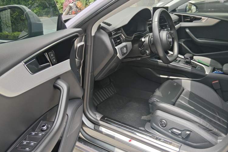 Used Audi A5 2023 Sportback 40 TFSI Fashionable and Dynamic Model Driver Seat