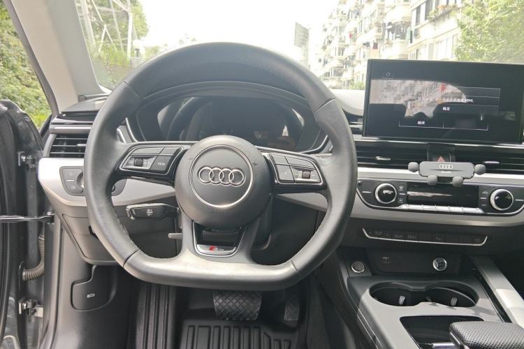 Used Audi A5 2023 Sportback 40 TFSI Fashionable and Dynamic Model Steering Wheel