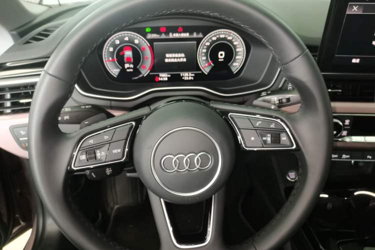 Used Audi A5 2023 Sportback 40 TFSI Fashionable and Dynamic Model Steering Wheel