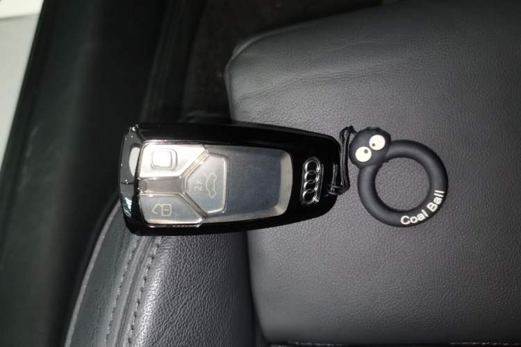 Used Audi A5 2023 Sportback 40 TFSI Fashionable and Dynamic Model Vehicle Key