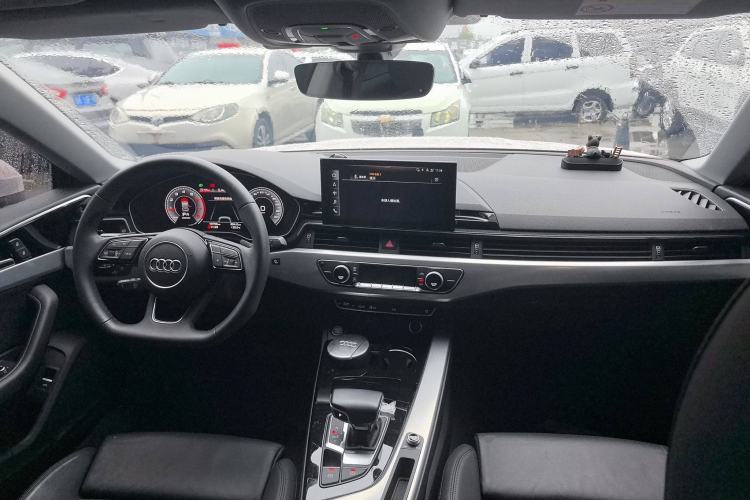 Used Audi A5 2023 Sportback 40 TFSI Fashionable and Dynamic Model Center Console