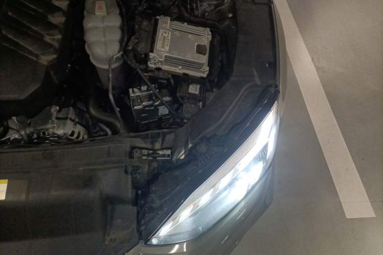 Used Audi A5 2023 Sportback 40 TFSI quattro Luxury Dynamic Edition Engine Bay Left