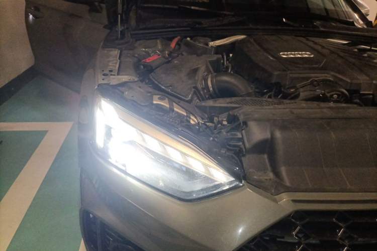 Used Audi A5 2023 Sportback 40 TFSI quattro Luxury Dynamic Edition Right Front Headlight