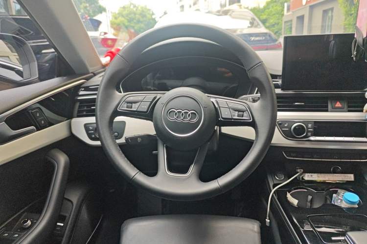 Used Audi A5 2023 Sportback 40 TFSI quattro Luxury Dynamic Edition Steering Wheel