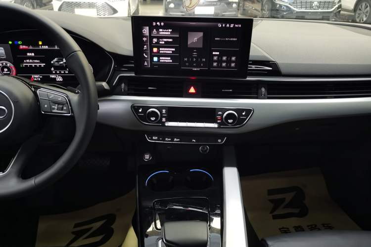 Used Audi A5 2023 Sportback 40 TFSI Fashionable and Dynamic Model Audio And AC Panel