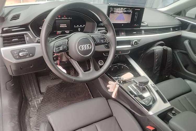 Used Audi A5 2023 Coupe 40 TFSI Fashionable and Dynamic Model Center Console